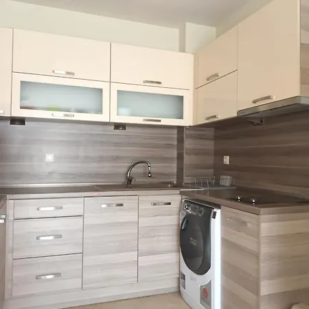 луксозен в 4 звезден