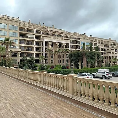 луксозен в 4 звезден 4* Sables d'or