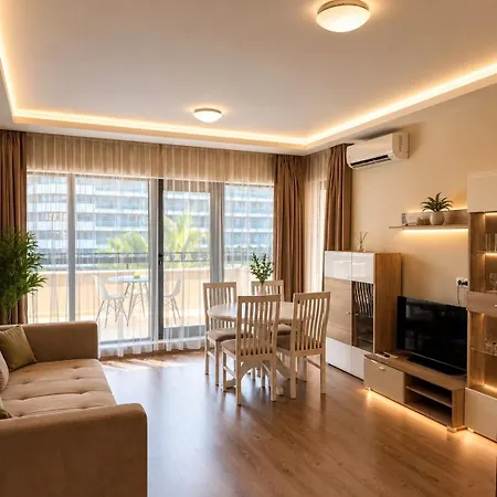 Луксозен Апартамент В К-Кс Златни Пясъци Hotell 4*