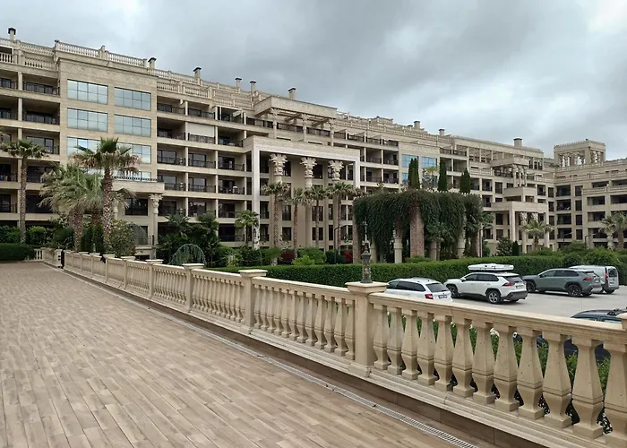 Hotel луксозен в 4 звезден Golden Sands